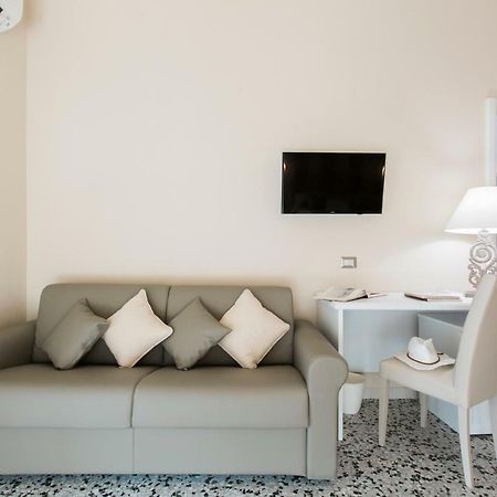 Casa Piazze Iun Q0873 Apartment Боза Екстериор снимка